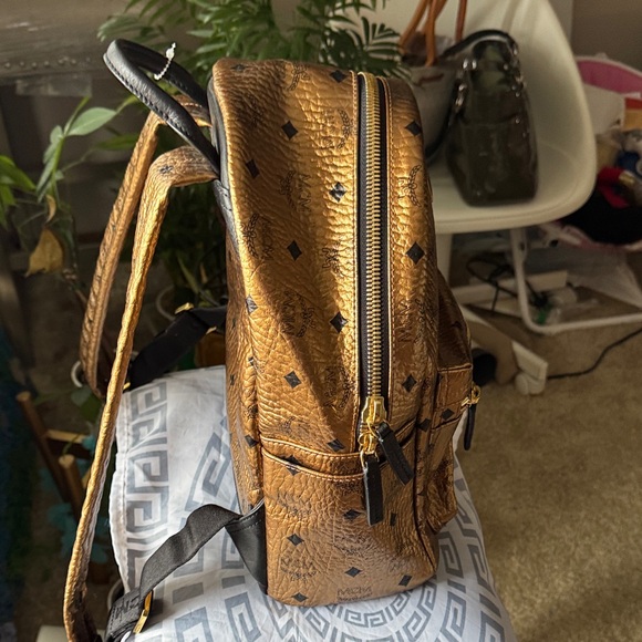 MCM Metallic Gold Backpack for Men - Picture 3 of 9